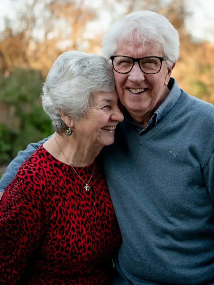 Happy Couples Do 5 Things 9 Happy Couple